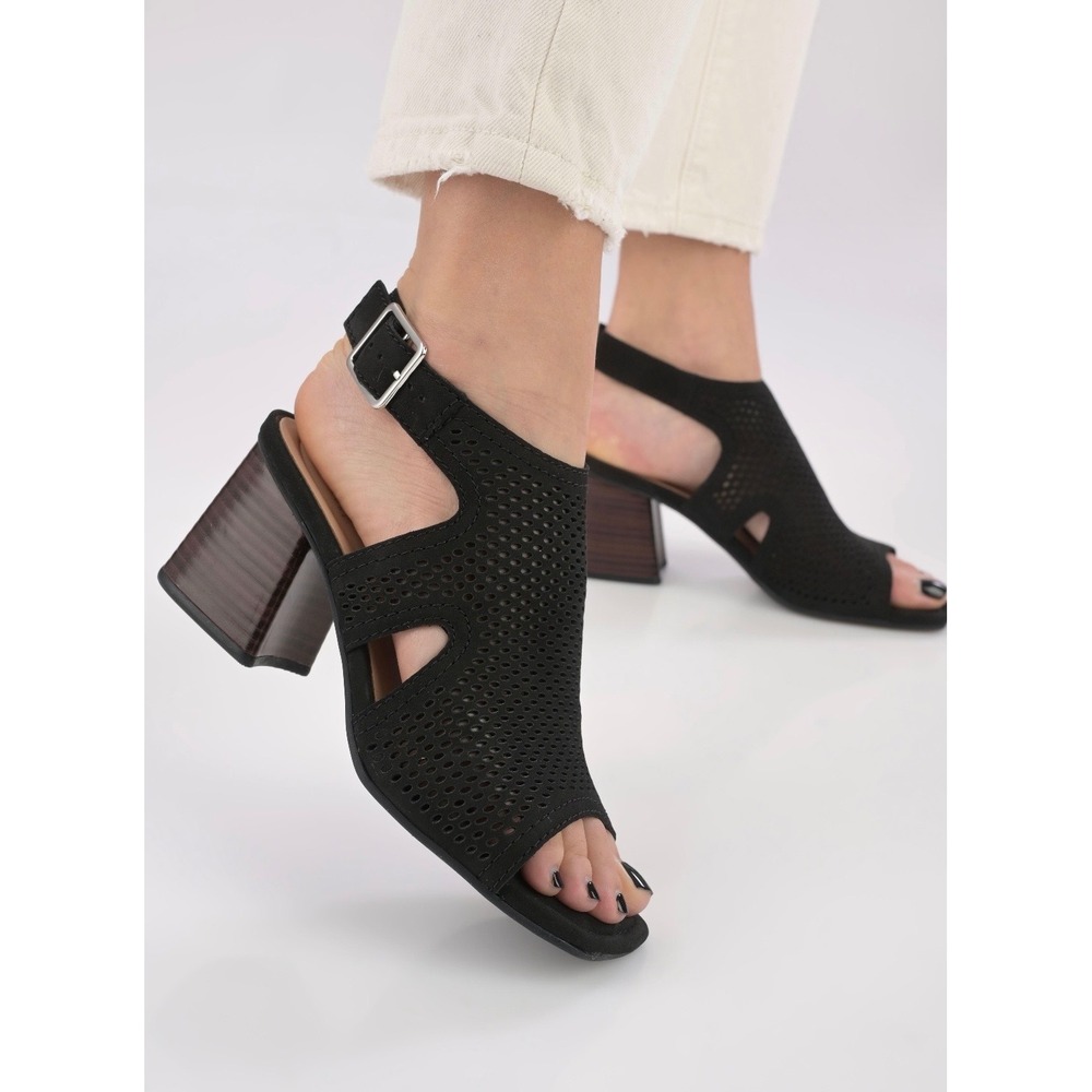 Clarks Siara65 Flow Black Nubuck Cutout Block Heel Sandals Size 10